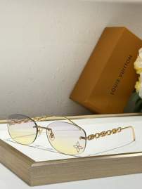 Picture of Louis Vuitton Sunglasses _SKUfw76146095fw